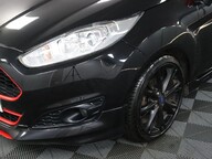 Ford Fiesta ZETEC S BLACK EDITION 31