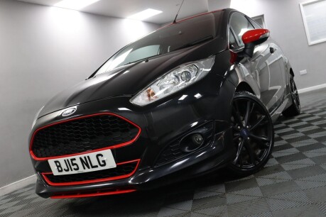 Ford Fiesta ZETEC S BLACK EDITION 32