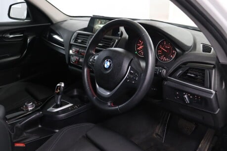 BMW 1 Series 118D SPORT 3