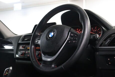 BMW 1 Series 118D SPORT 12