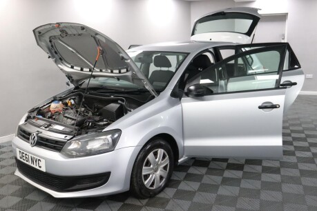 Volkswagen Polo S 16