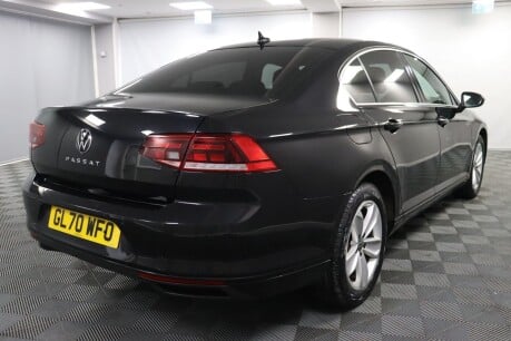 Volkswagen Passat SE NAV TDI DSG 11