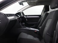 Volkswagen Passat SE NAV TDI DSG 43