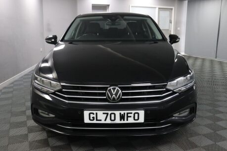 Volkswagen Passat SE NAV TDI DSG