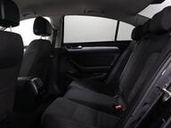 Volkswagen Passat SE NAV TDI DSG 25