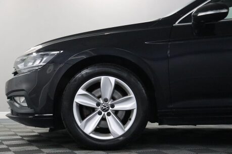 Volkswagen Passat SE NAV TDI DSG 30