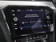 Volkswagen Passat SE NAV TDI DSG 32