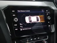 Volkswagen Passat SE NAV TDI DSG 33
