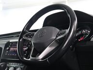 Volkswagen Passat SE NAV TDI DSG 37