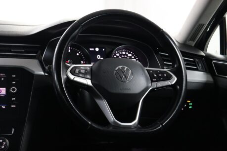 Volkswagen Passat SE NAV TDI DSG 39