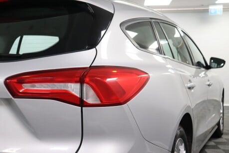 Ford Focus ZETEC TDCI 23