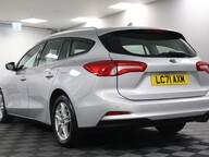 Ford Focus ZETEC TDCI 23