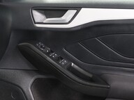 Ford Focus ZETEC TDCI 37