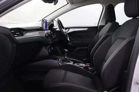 Ford Focus ZETEC TDCI 44