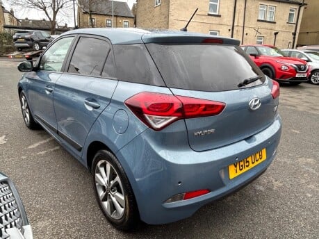 Hyundai i20 GDI PREMIUM 10