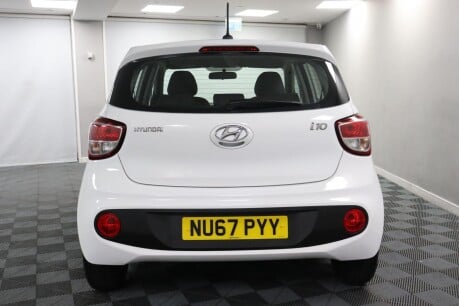 Hyundai i10 SE 8