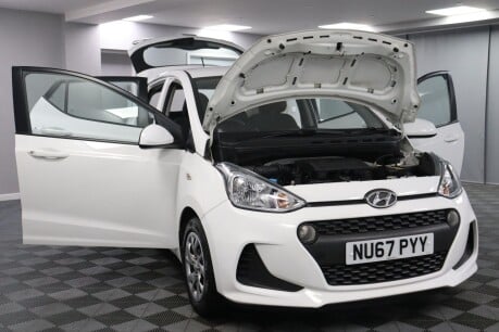 Hyundai i10 SE 15