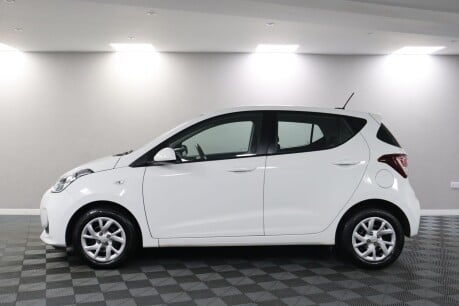 Hyundai i10 SE 18