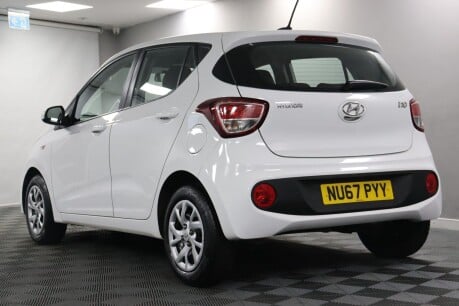 Hyundai i10 SE 22