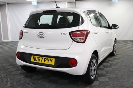 Hyundai i10 SE 11