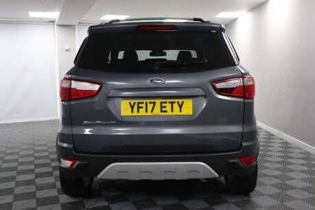 Ford Ecosport TITANIUM 8