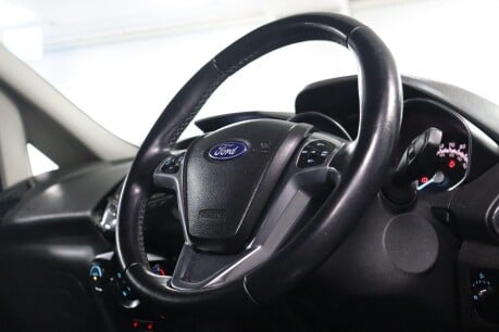 Ford Ecosport TITANIUM 12