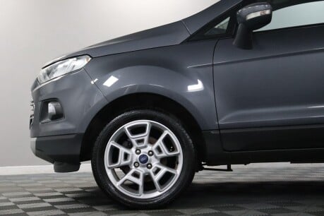 Ford Ecosport TITANIUM 27