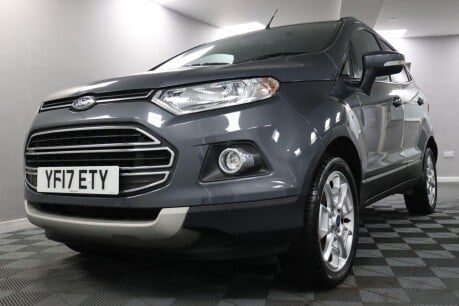 Ford Ecosport TITANIUM 28