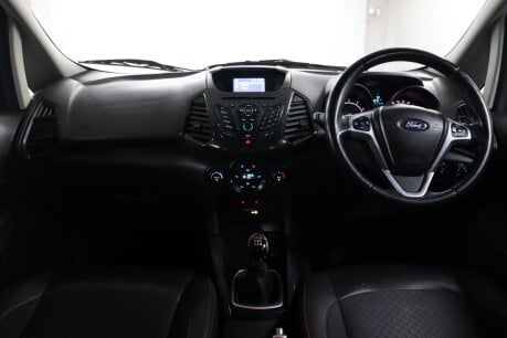 Ford Ecosport TITANIUM 37