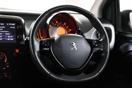 Peugeot 108 ALLURE 45