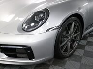 Porsche 911 CARRERA T 32