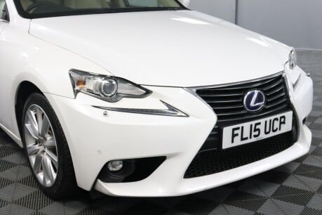 Lexus Is 300H EXECUTIVE EDITION 26