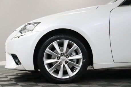 Lexus Is 300H EXECUTIVE EDITION 27