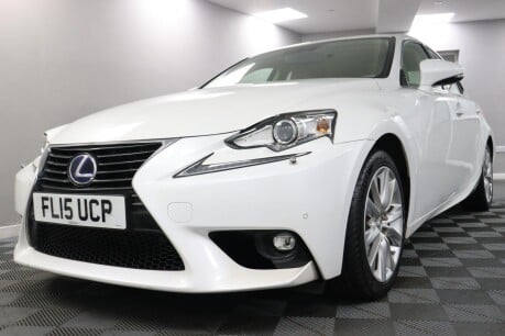 Lexus Is 300H EXECUTIVE EDITION 28