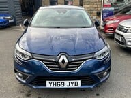 Renault Megane ICONIC TCE 5