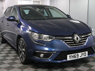 Renault Megane ICONIC TCE 30