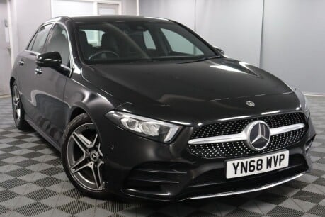 Mercedes-Benz A Class A 180 AMG LINE PREMIUM 19