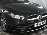 Mercedes-Benz A Class A 180 AMG LINE PREMIUM 26