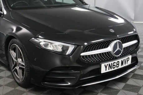 Mercedes-Benz A Class A 180 AMG LINE PREMIUM 26