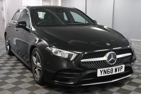 Mercedes-Benz A Class A 180 AMG LINE PREMIUM 30