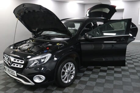 Mercedes-Benz GLA GLA 200 D SE 15