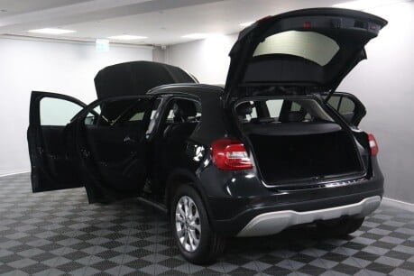 Mercedes-Benz GLA GLA 200 D SE 21