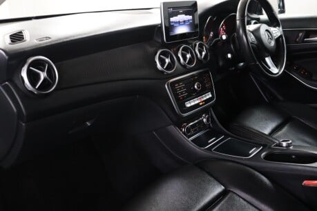 Mercedes-Benz GLA GLA 200 D SE 34