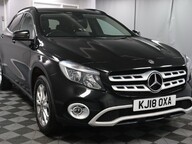 Mercedes-Benz GLA GLA 200 D SE 30