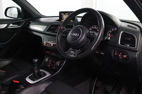 Audi Q3 TFSI S LINE EDITION 3