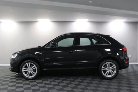 Audi Q3 TFSI S LINE EDITION 18