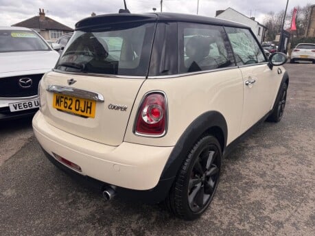 Mini Hatch COOPER 5