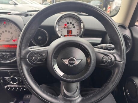 Mini Hatch COOPER 15