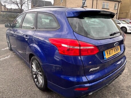 Ford Focus ST-LINE TDCI 8