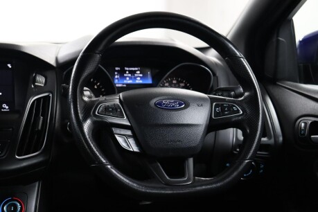 Ford Focus ST-LINE TDCI 46